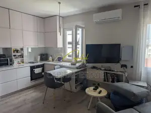 GARSONIERE ME QIRA 40 M2 PAZARI I RI 500 EURO