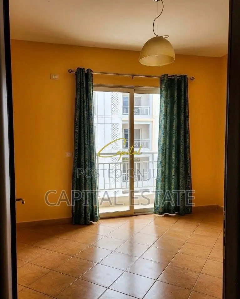 APARTAMENT ME QIRA 2+1 ISH STACIONI TRENIT 55.000 LEKE