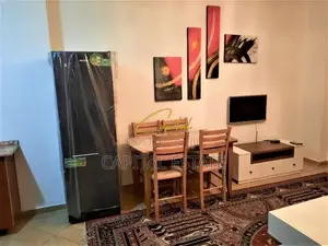 SHITET APARTAMENT 1+1 RRUGA 5 MAJI 12.000.000 LEKE