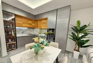APARTAMENT ME QIRA 2+1 FRESKU 55.000 LEKE
