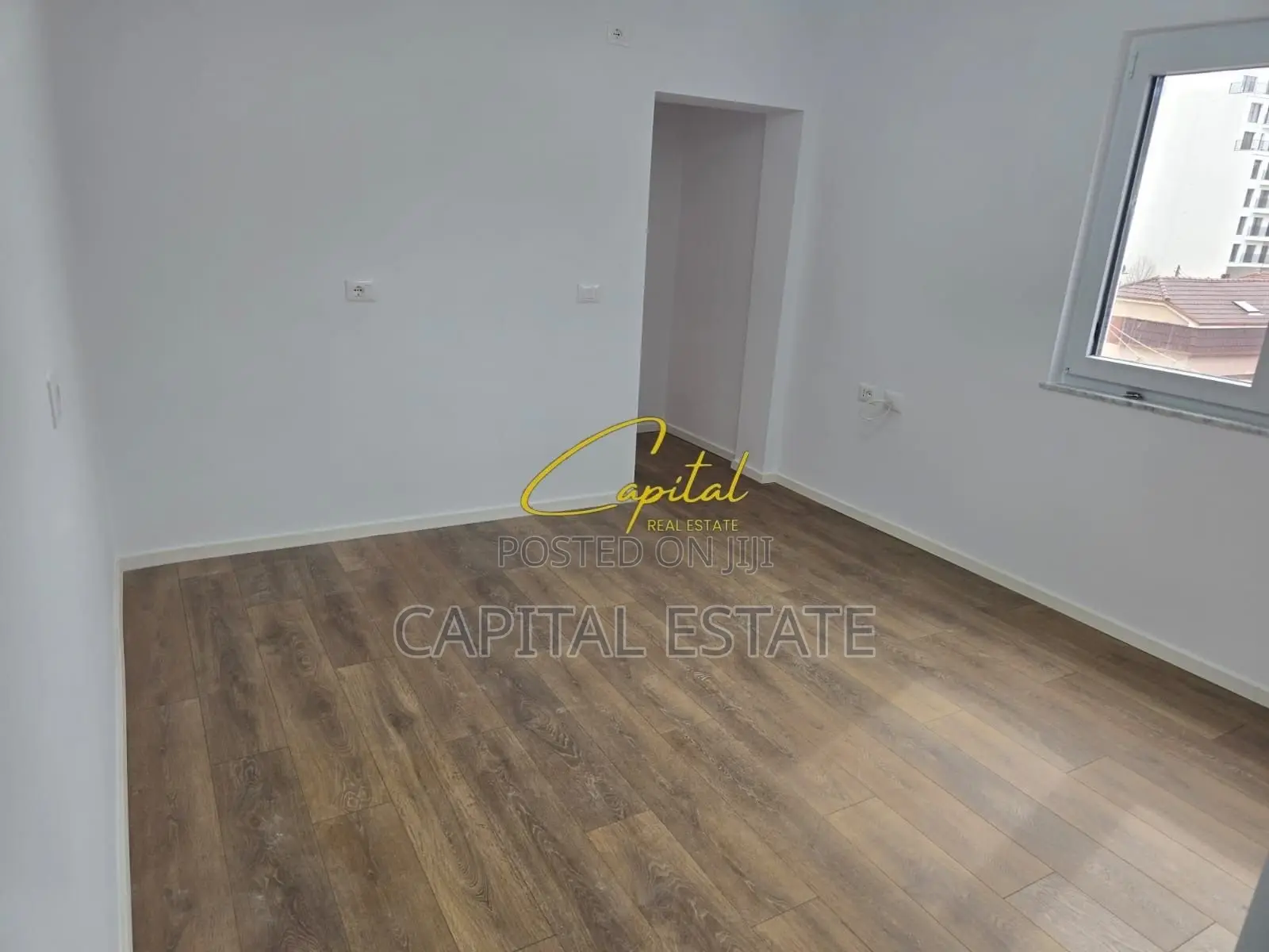 SHITET APARTAMENT 1+1 PAZARI I RI 120.000 EURO