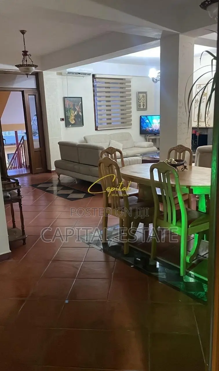 APARTAMENT ME QIRA 2+1 ALI DEMI 55.000 LEKE