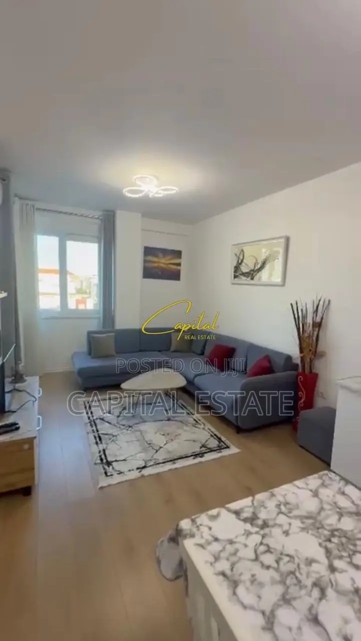 APARTAMENT ME QIRA 1+1 YZBERISHT 45.000 LEKE
