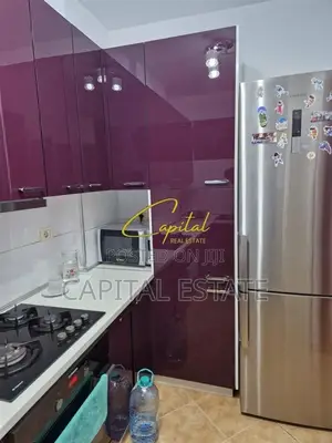 APARTAMENT ME QIRA 3+1 ZOGU I ZI 800 EURO