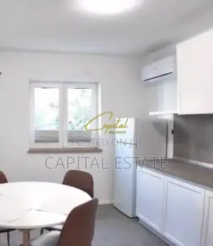 AMBIENT BIZNESI EM QIRA 130 M2 RRUGA E DURRESIT 150.000 LEKE