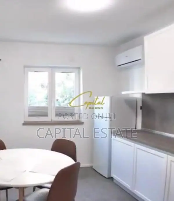 AMBIENT BIZNESI EM QIRA 130 M2 RRUGA E DURRESIT 150.000 LEKE