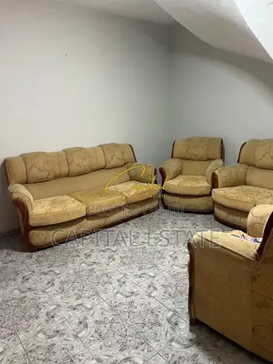 VILE ME QIRA 200 M2 FRESKU 50.000 LEKE