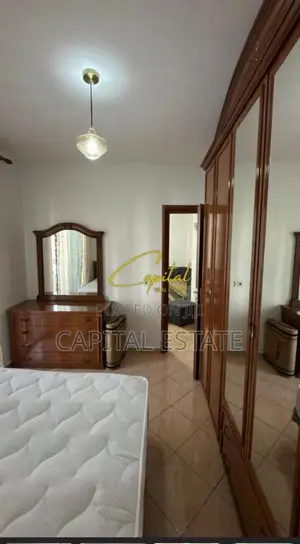 APARTAMENT ME QIRA 1+1 PALLATI ME SHIGJETA 45.000 LEKE