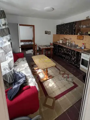 SHTEPI PRIVATE ME QIRA 78 M2 RRUGA JORDAN MISJA 400 EURO