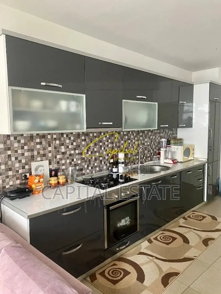 SHITET APARTAMENT 2+1+2 YZBERISHT 170.000 EURO