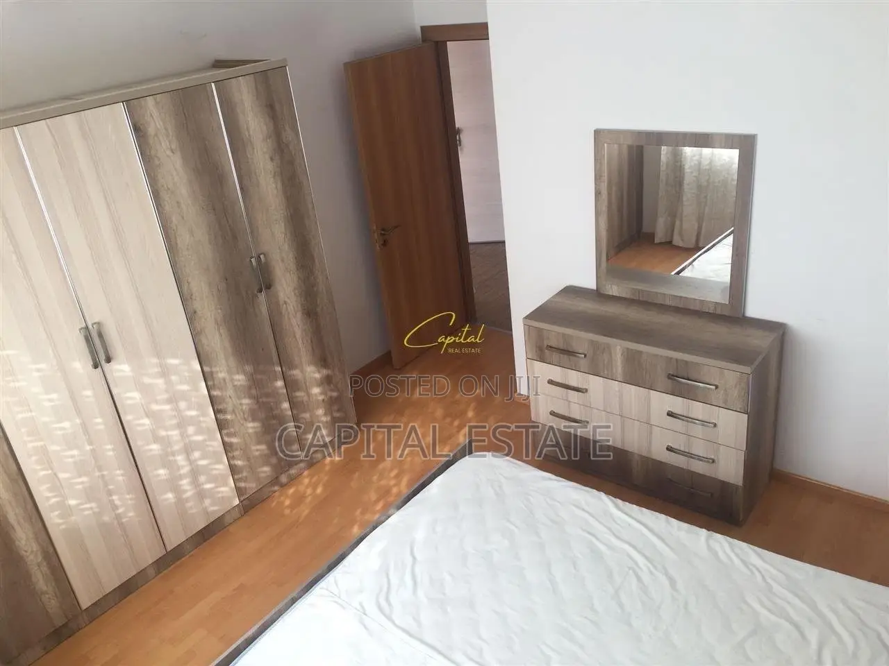 APARTAMENT EM QIRA 1+1 RRUGA XHANFIZE KEKO 50.000 LEKE