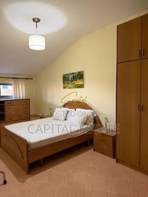 APARTAMENT ME QIRA 2+1 QENDER 500 EURO