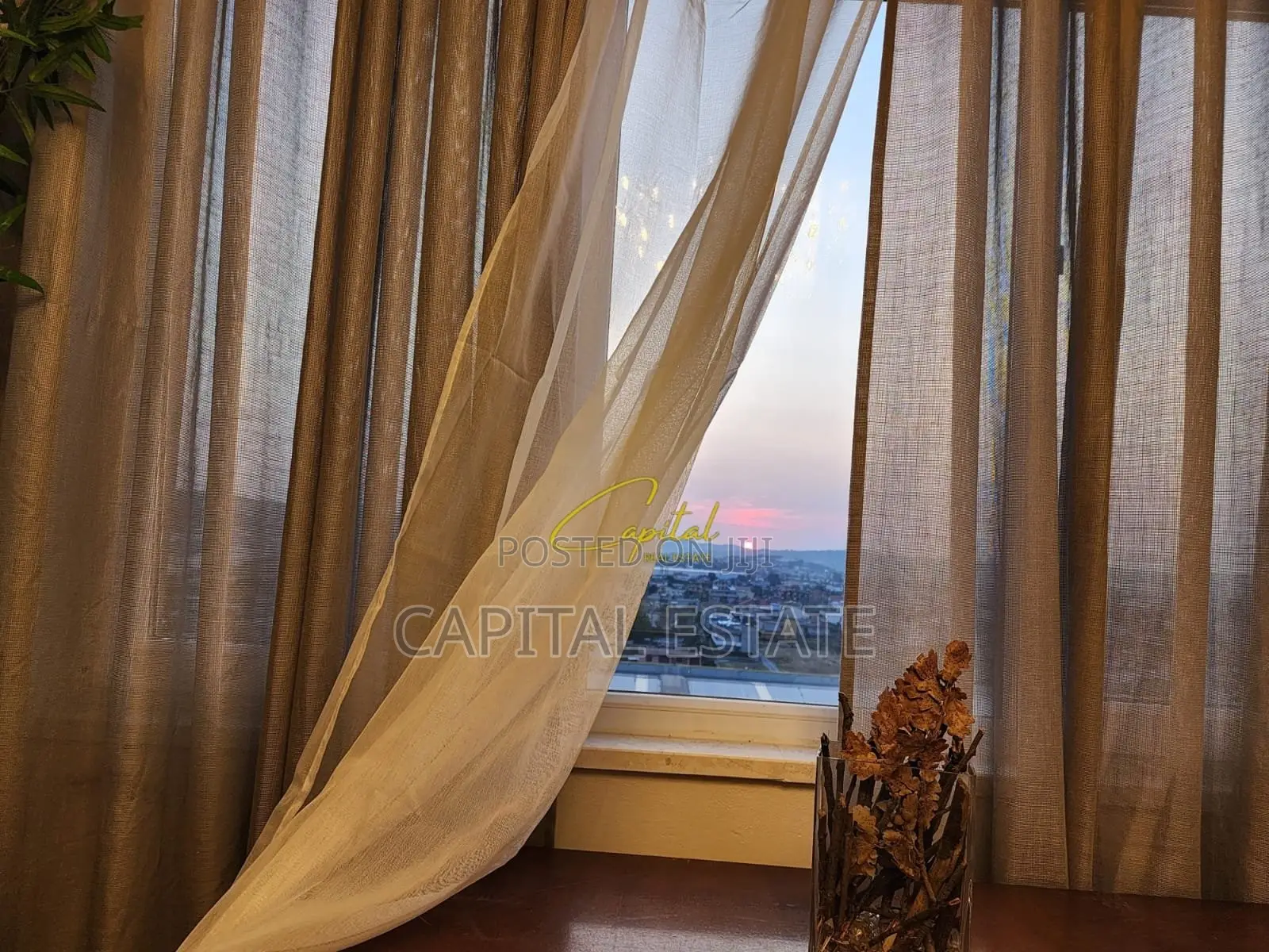 APARTAMENT ME QIRA 2+1 UNIVERS CITY 45.000 LEKE