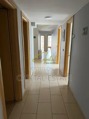ZYRE ME QIRA 450 M2 RRUGA E KAVAJES 6000 EURO