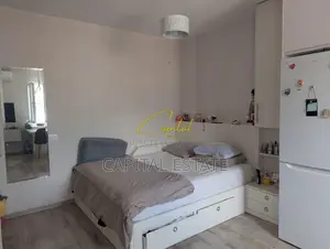 GARSONIERE ME QIRA 40 M2 PAZARI I RI 500 EURO