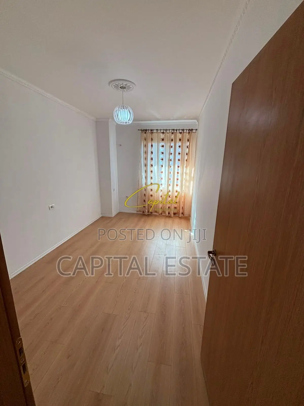 SHITET APARTAMENT 2+1 FRESKU 13.500.0000 EURO