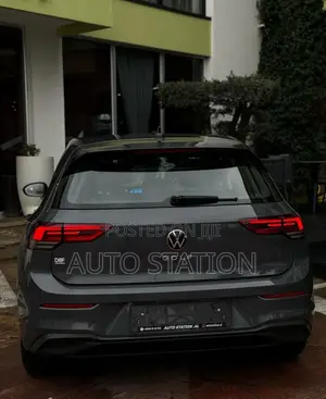 GOLF 8