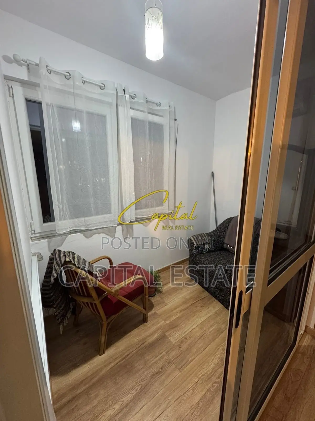 APARTAMENT ME QIRA 1+1 21 DHJETORI 45.000 LEKE