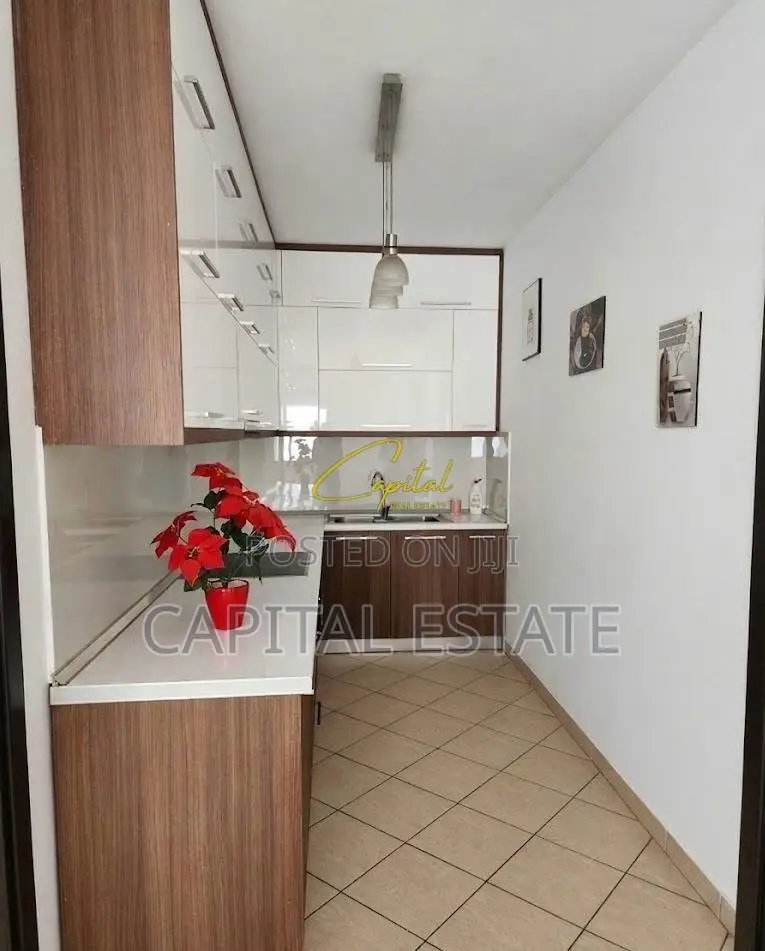 APARTAMENT ME QIRA 2+1 ISH STACIONI TRENIT 55.000 LEKE