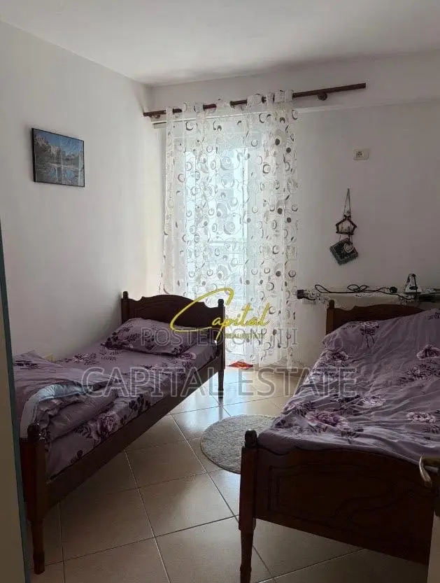 APARTAMENT ME QIRA 3+1 RRUGA JORDAN MISJA 60.000 LEKE