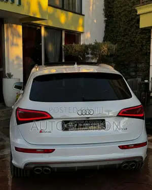 AUDI SQ5