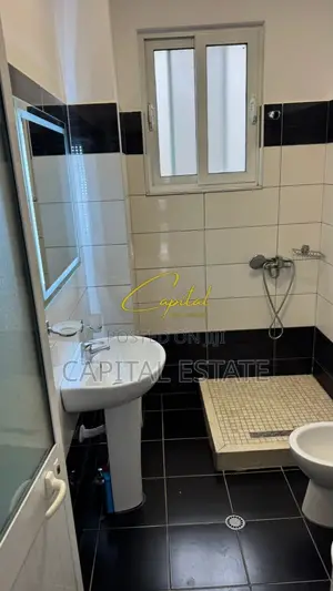 APARTAMENT ME QIRA 1+1 5 MAJI 45.000 LEKE