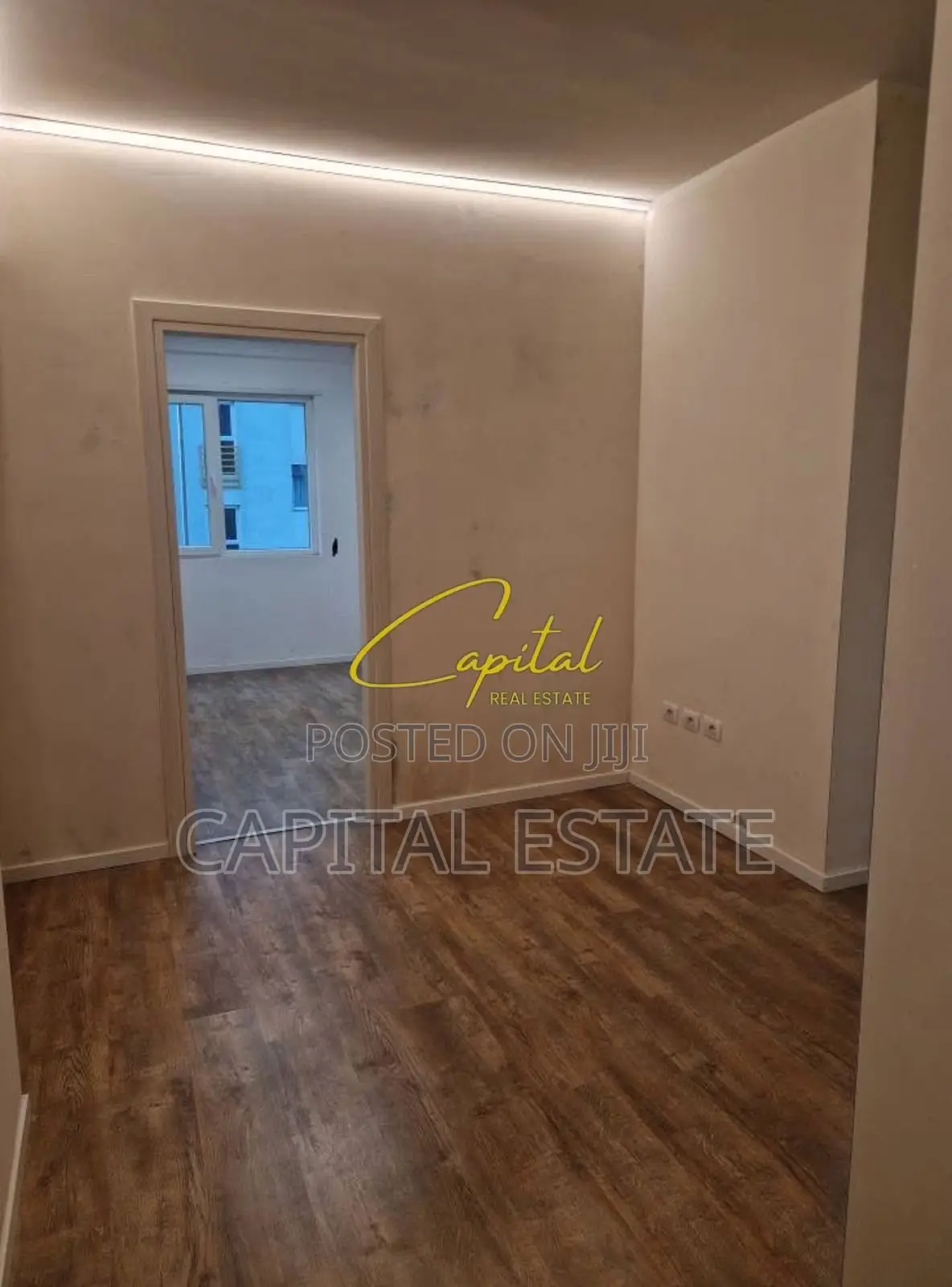 AMBIENT BIZNESI ME QIRA 75 M2 ZOGU I ZI 65.000 LEKE