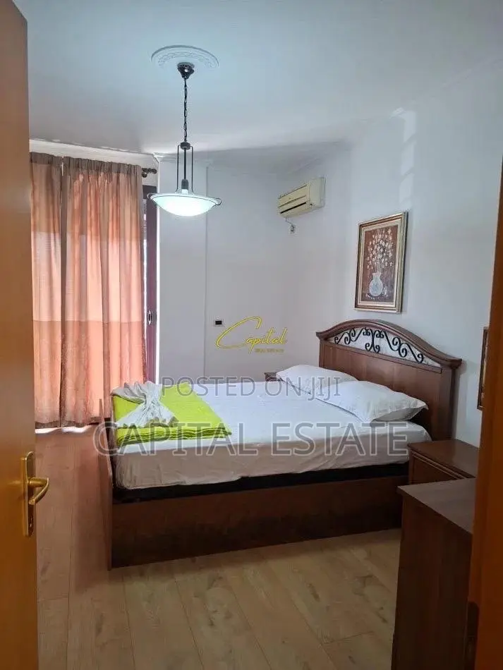 APARTAMENT ME QIRA 2+1 ISH BLLOKU 1000 EURO