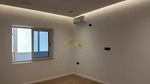 ZYRE ME QIRA 70 M2 VASIL SHANTO 550 EURO