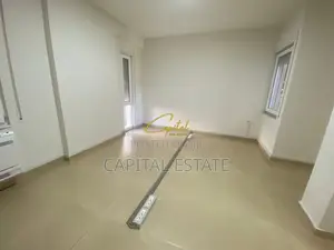 AMBIENT BIZNESI ME QIRA 93 M2 RRUGA E KOSOVAREVE 100.000 LEKE