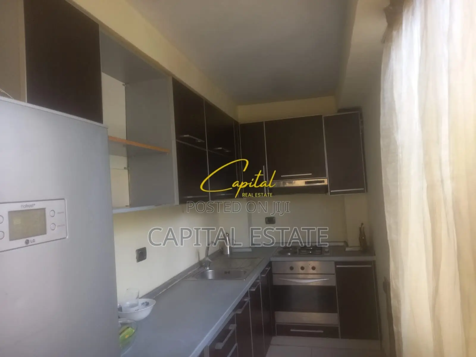 APARTAMENT ME QIRA 2+1 21 DHJETORI 600 EURO
