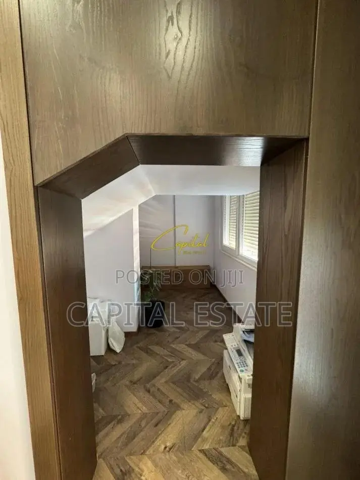 ZYRE ME QIRA 55 M2 KOMPLEKSI GOLDEN PARK 3 650 EURO