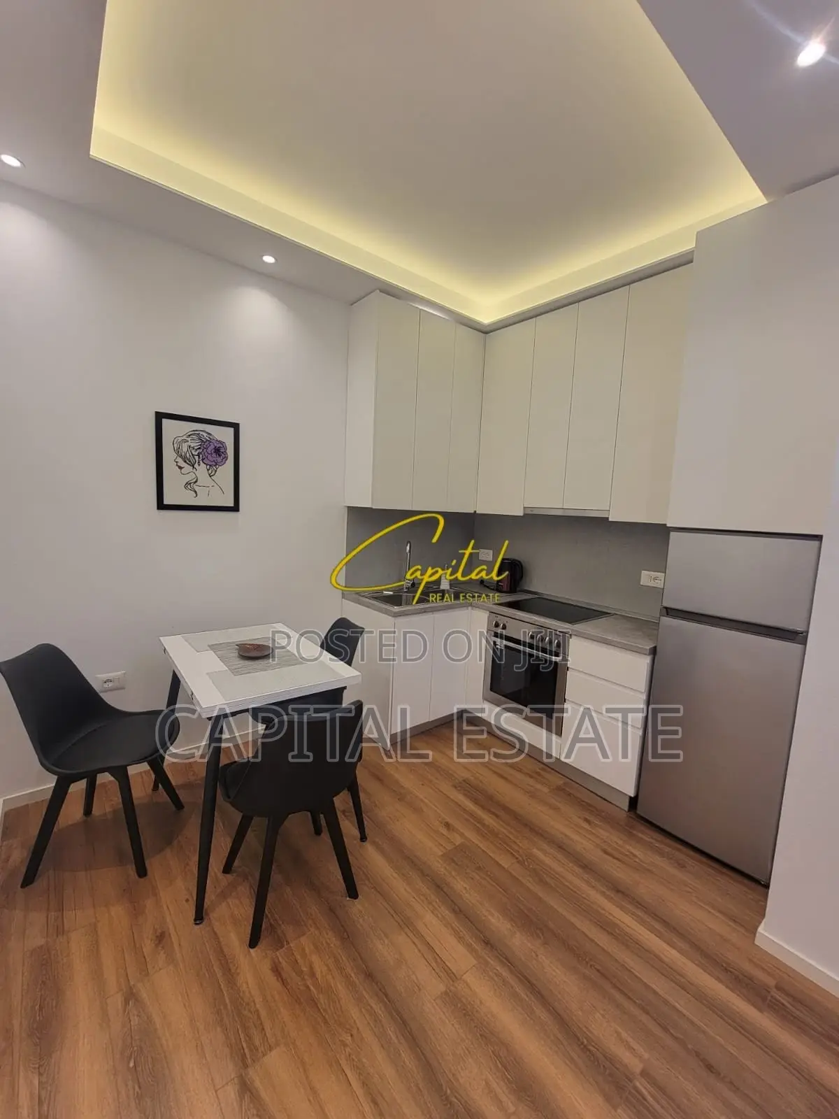 APARTAMENT ME QIRA 1+1 RRUGA E DURRESIT 55.000 LEKE