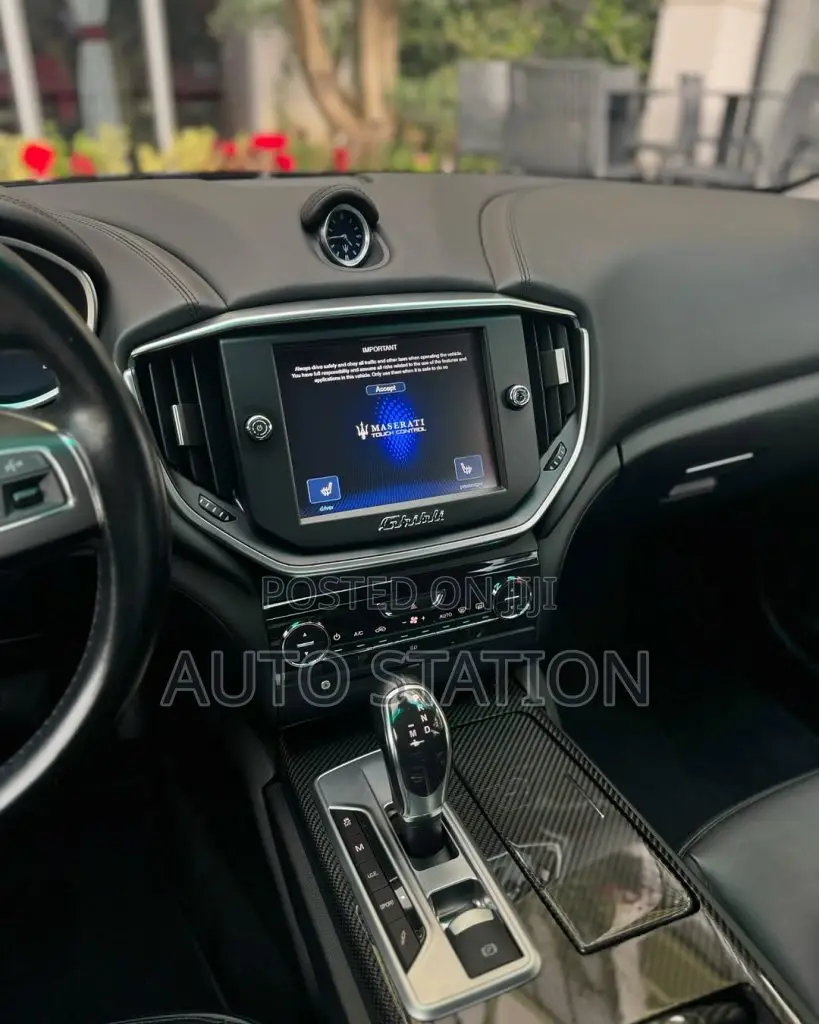 Maserati Ghibli SQ4