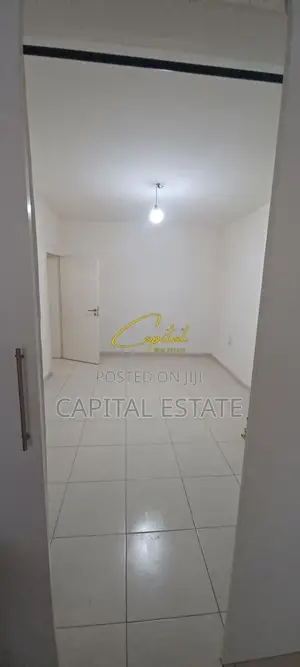 ZYRE ME QIRA 120 M2 XHAMLLIKU 40.000 LEKE
