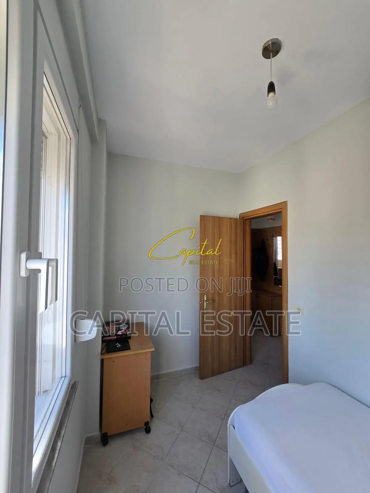 APARTAMENT ME QIRA 2+1 QENDER 55.000 LEKE