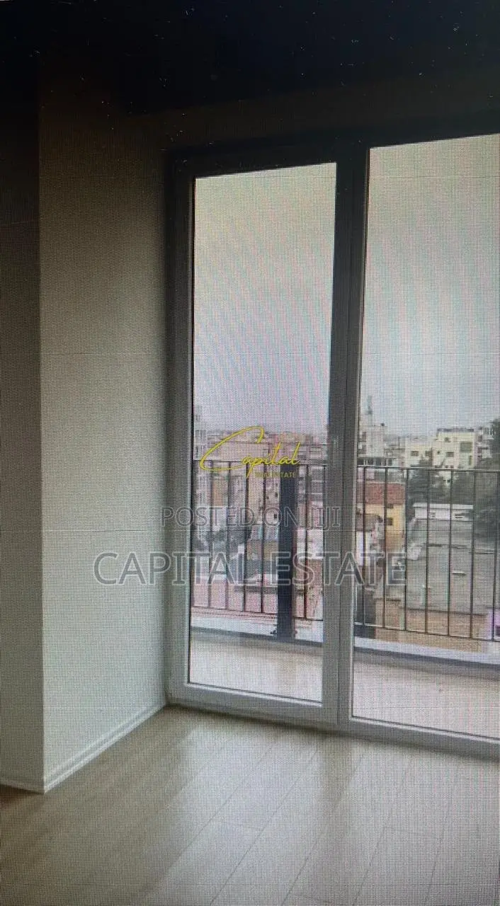 APARTAMENT ME QIRA 1+1 PAZARI I RI 450 EURO