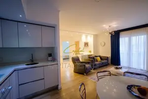 APARTAMENT ME QIRA 2+1 QENDER 900 EURO