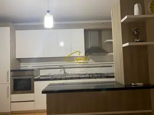 APARTAMENT ME QIRA 2+1 BLV BAJRAM CURRI 65.000 LEKE