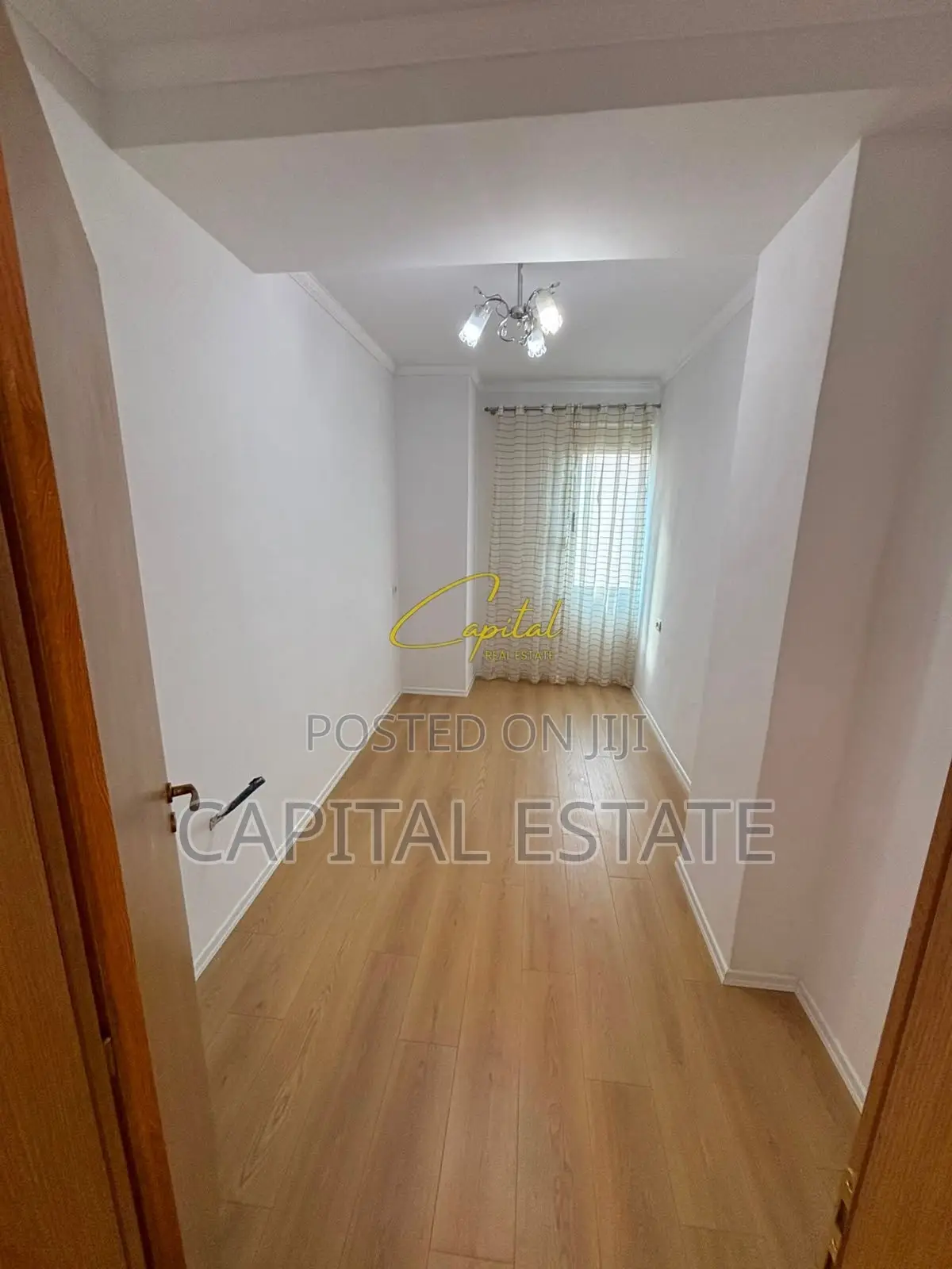 SHITET APARTAMENT 2+1 FRESKU 13.500.0000 EURO