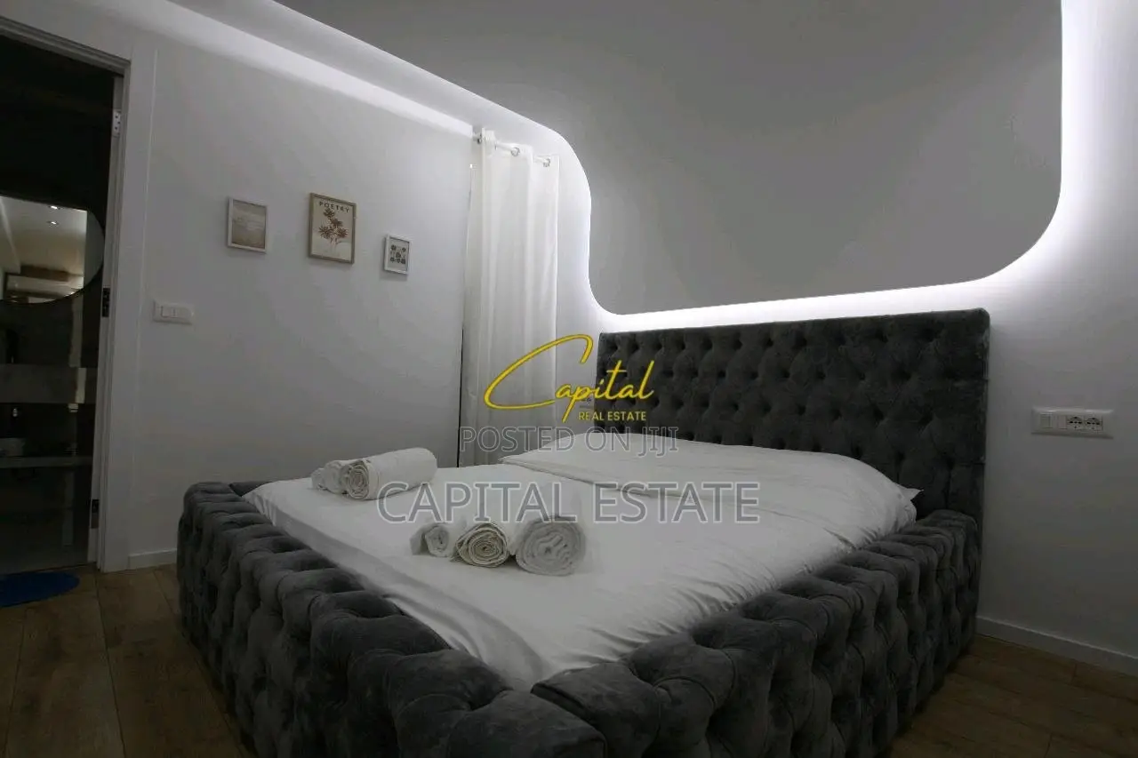 GARSONIERE ME QIRA 40 M2 21 DHJETORI 55.000 LEKE