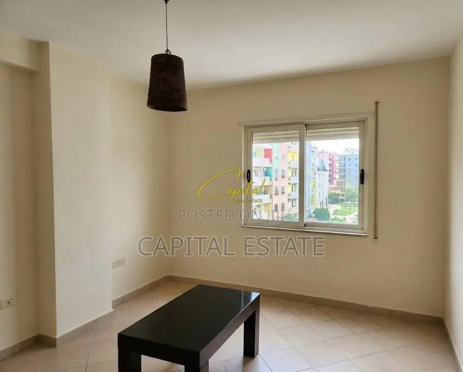 APARTAMENT ME QIRA 2+1 ISH STACIONI TRENIT 55.000 LEKE