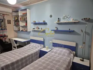 APARTAMENT ME QIRA 2+1 ISH TREGU ELEKTRIK 650 EURO