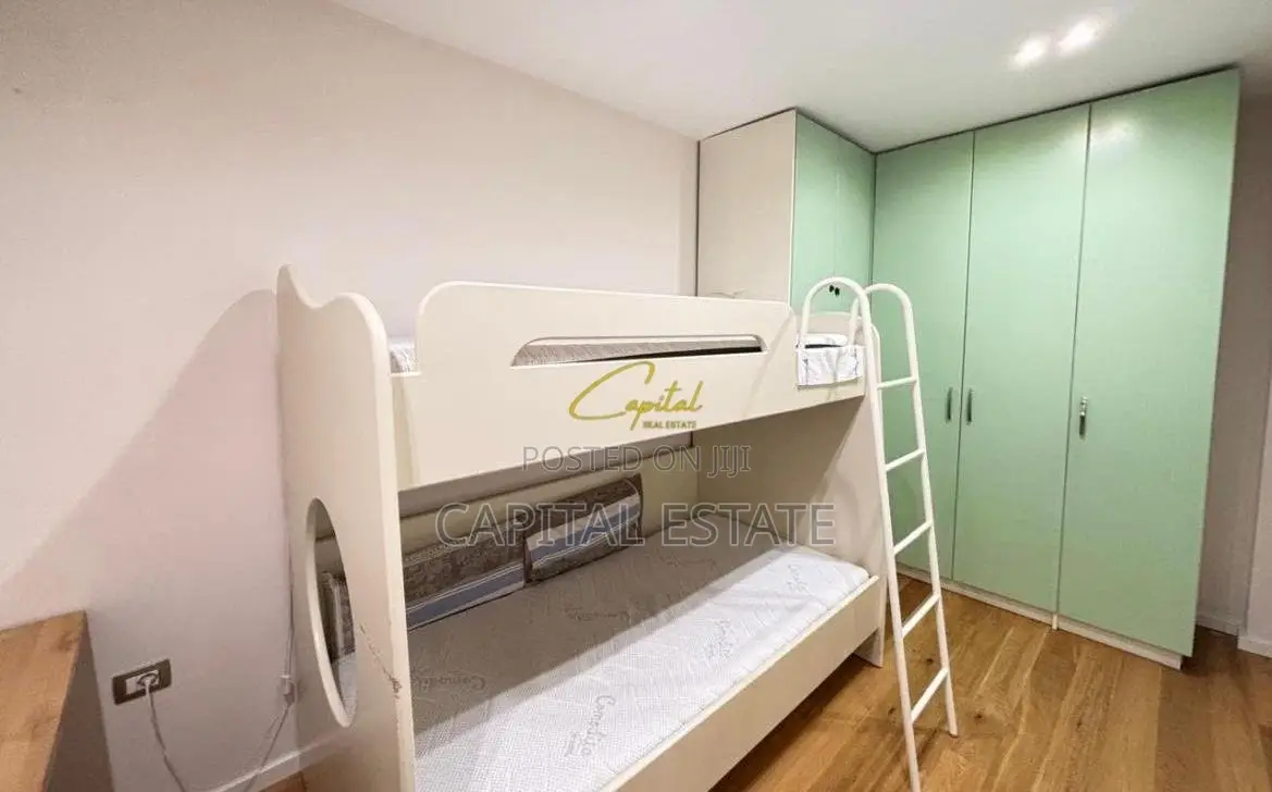 APARTAMENT ME QIRA 3+1 PAZARI I RI 850 EURO