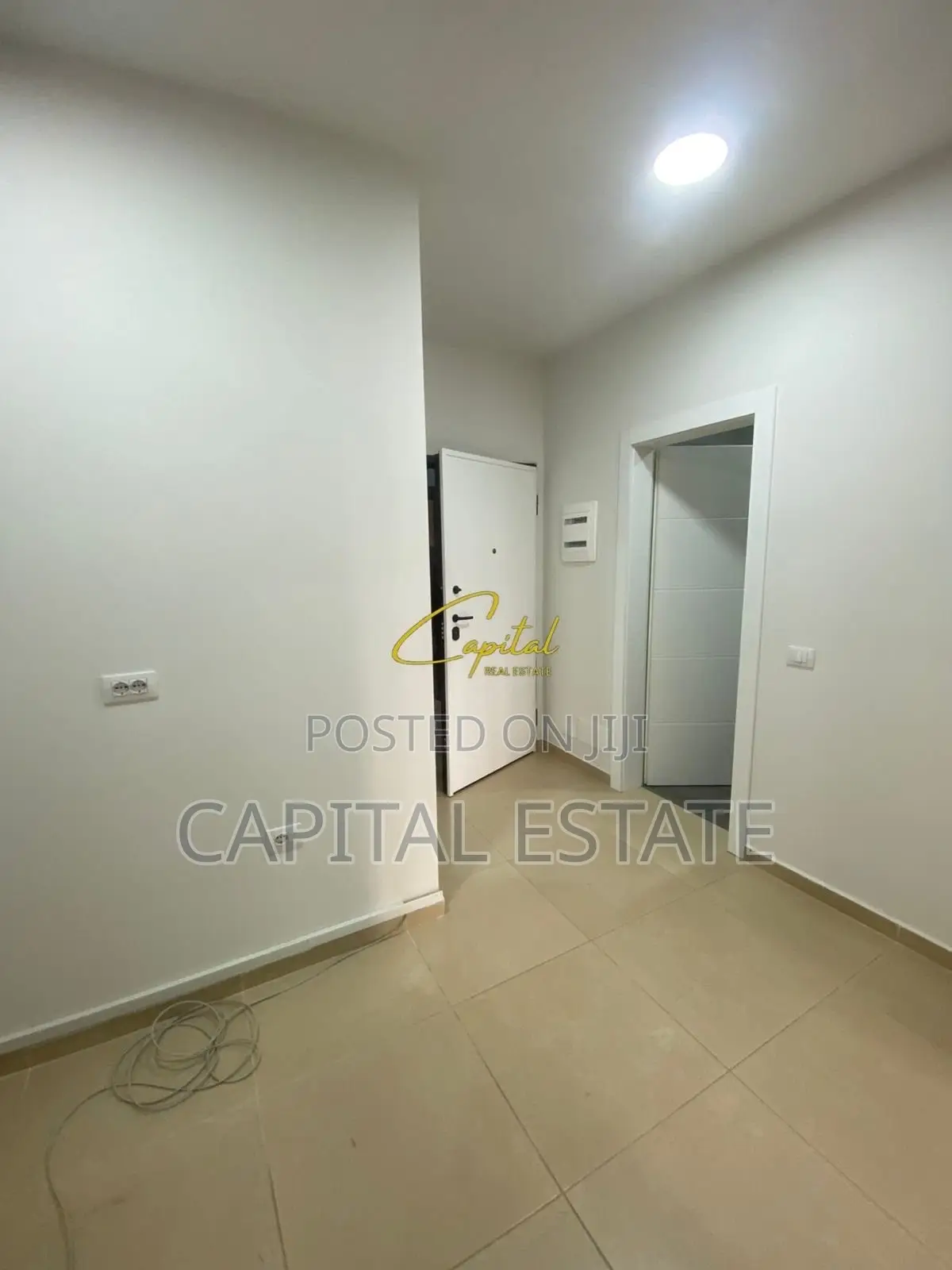 AMBIENT BIZNESI ME QIRA 93 M2 RRUGA E KOSOVAREVE 100.000 LEKE