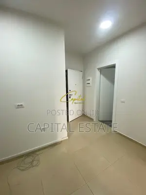 AMBIENT BIZNESI ME QIRA 93 M2 RRUGA E KOSOVAREVE 100.000 LEKE