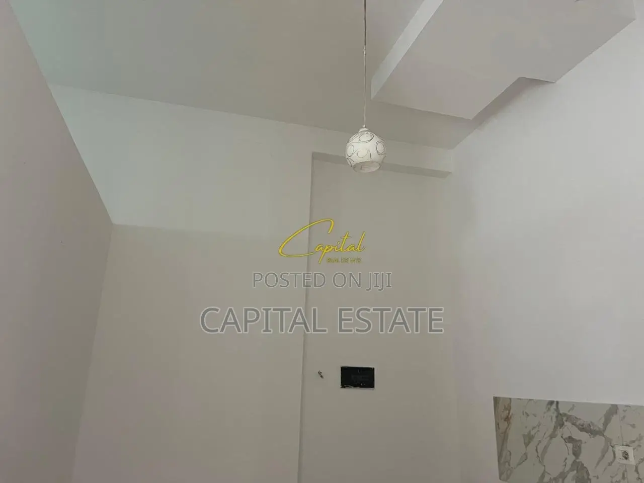 SHITET AMBIENT BIZNESI 73 M2 ASTIR 135.000 EURO