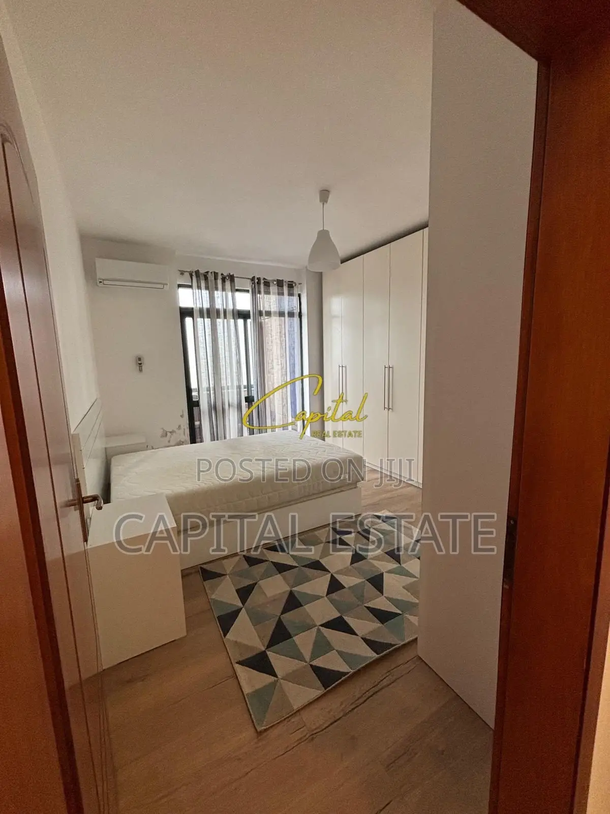 APARTAMENT ME QIRA 3+1+2 RRUGA E KAVAJES 110.000 LEKE