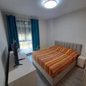 APARTAMENT ME QIRA 1+1 XHAMLLIKU 55.000 LEKE