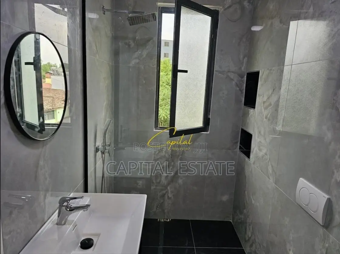 APARTAMENT ME QIRA 2+1 SPITALI AMERIKAN 2 55.000 LEKE